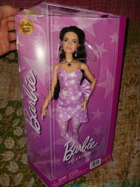Barbie Deluxe Style Doll Raquelle in Pink Star Dress Rare Find